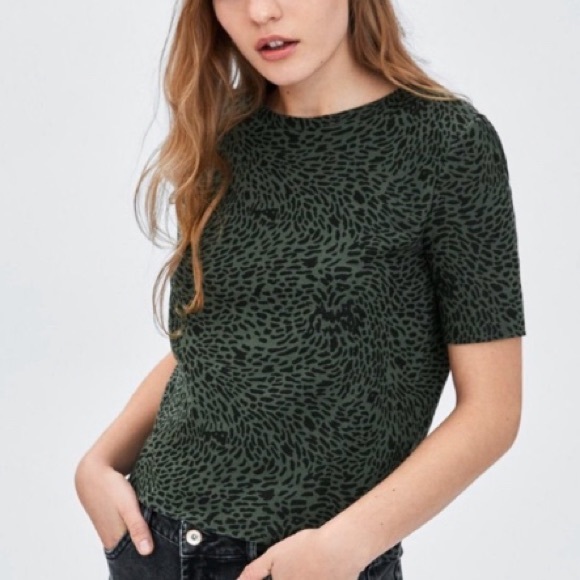 Zara leopard print T Shirt - Picture 1 of 7